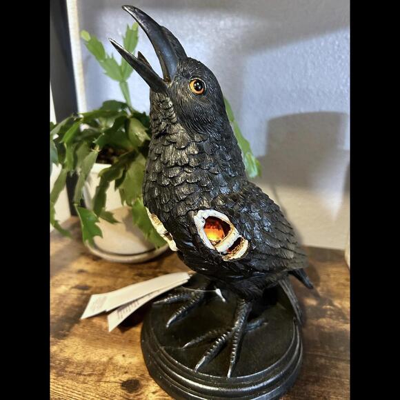 Vintage Black Bird Figurine - Decorative Home Accent - Picture 2 of 3